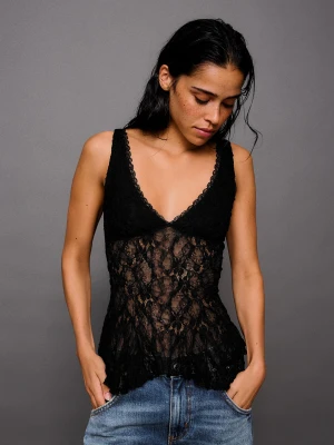 Bershka Koronkowy Top Na Ramiączkach Kobieta Czarny