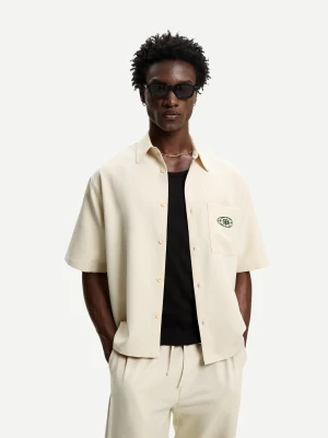 Bershka Koszula Boxy Z Haftem Mężczyzna Kremowy
