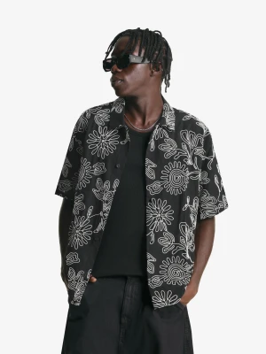 Bershka Koszula Z Krótkim Rękawem I Haftem Mężczyzna Czarny