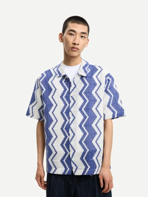 Bershka Koszula Z Krótkim Rękawem Z Szydełkowym Wzorem Mężczyzna Niebieski