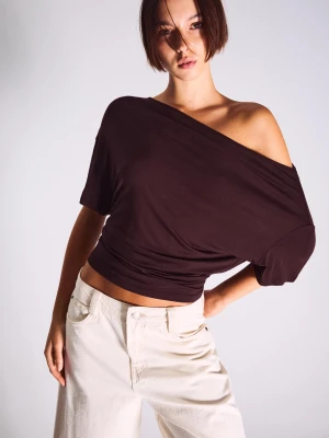 Bershka Koszulka Asymetryczna Z Krótkim Rękawem Kobieta Brązowy