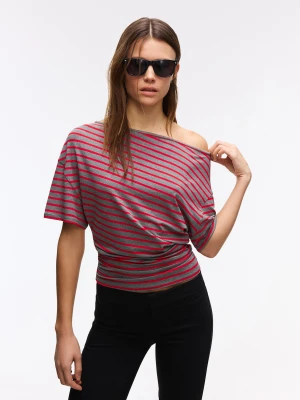 Zdjęcie produktu Bershka Koszulka Asymetryczna Z Krótkim Rękawem Kobieta Czerwony