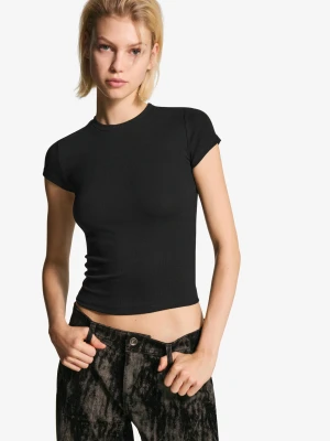 Zdjęcie produktu Bershka Koszulka Basic Z Krótkim Rękawem Kobieta Czarny