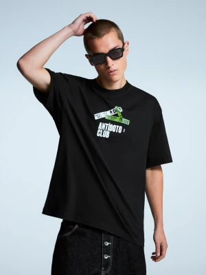 Bershka Koszulka Bershka Music Dice Z Krótkim Rękawem I Nadrukiem Mężczyzna Czarny