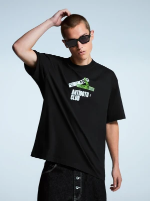 Bershka Koszulka Bershka Music Dice Z Krótkim Rękawem I Nadrukiem Mężczyzna Czarny