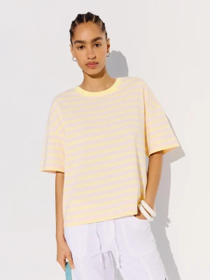 Bershka Koszulka Boxy Fit W Paski Kobieta Żółty