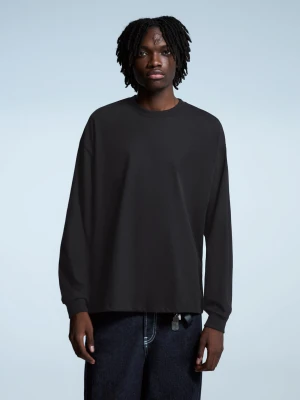Bershka Koszulka Boxy Z Długim Rękawem Mężczyzna Czarny