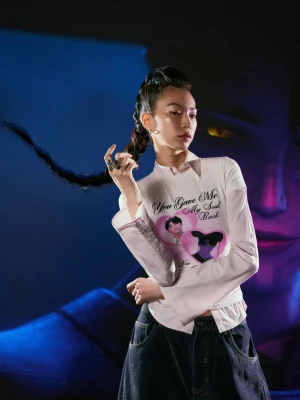 Bershka Koszulka Kpop Demon Hunters Saja Boys Z Krótkim Rękawem I Nadrukiem Kobieta Różowy