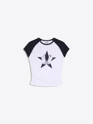 Zdjęcie produktu Bershka Koszulka Moomin Z Krótkim Rękawem I Nadrukiem Kobieta Biały Złamany