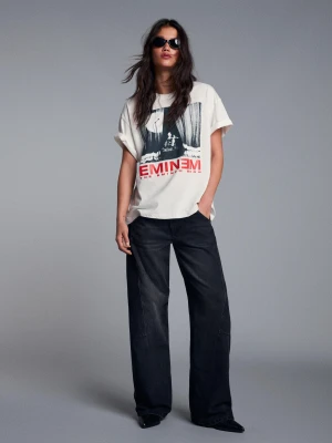 Bershka Koszulka Oversize Eminem Kobieta Biały Złamany