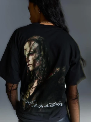 Bershka Koszulka Oversize Frankenstein Z Krótkim Rękawem I Nadrukiem Kobieta Czarny