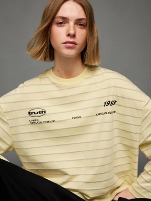 Bershka Koszulka Oversize Z Długim Rękawem I Nadrukiem Kobieta Żółty