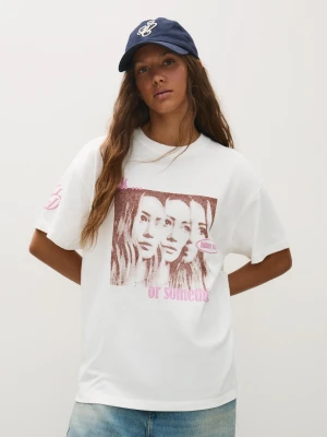 Bershka Koszulka Oversize Z Krótkim Rękawem Hilary Duff Kobieta Biały Złamany