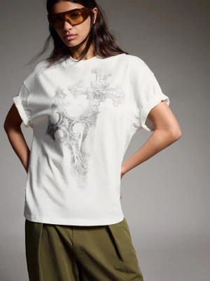 Bershka Koszulka Oversize Z Krótkim Rękawem I Nadrukiem Kobieta Biały Złamany