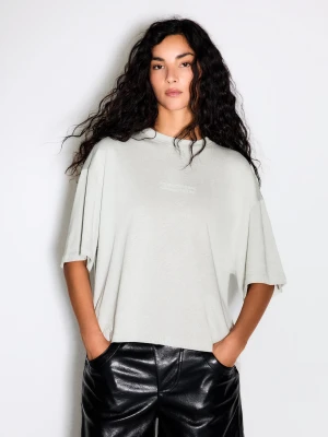 Bershka Koszulka Oversize Z Krótkim Rękawem Kobieta Szary