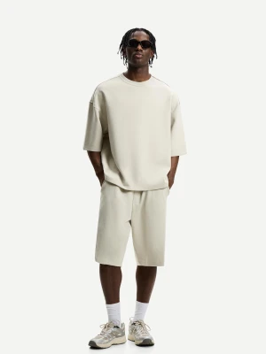 Bershka Koszulka Oversize Z Krótkim Rękawem Z Dzianiny Interlock Mężczyzna Popielaty