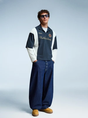 Bershka Koszulka Polo Boxy Z Krótkim Rękawem Z Nadrukiem Mężczyzna Niebieski