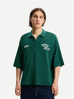 Bershka Koszulka Polo Oversize Z Krótkim Rękawem I Nadrukiem Mężczyzna Zielony