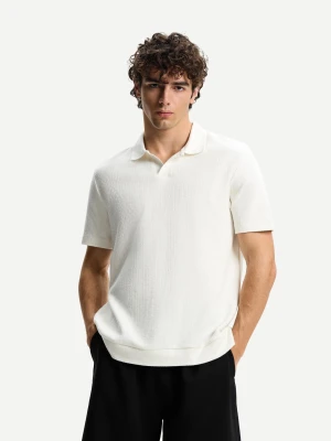 Bershka Koszulka Polo Z Fakturą Mężczyzna Biały Złamany