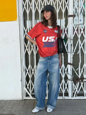 Bershka Koszulka Polo Z Krótkim Rękawem Usa Fifa World Cup™ Kobieta Czerwony