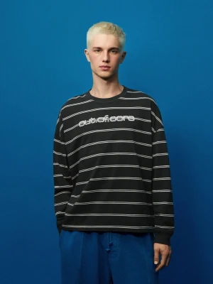 Bershka Koszulka Z Długim Rękawem Boxy Poza Główną Kolekcją Mężczyzna Czarny