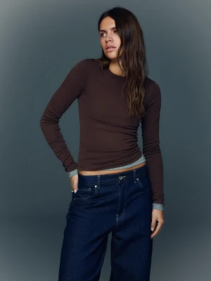 Bershka Koszulka Z Długim Rękawem Kobieta Brązowy