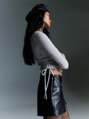 Bershka Koszulka Z Długim Rękawem Z Asymetrycznym Marszczeniem Kobieta Szary