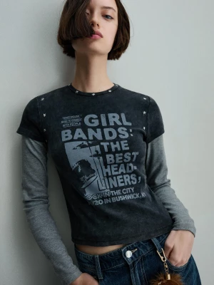 Bershka Koszulka Z Krótkim Rękawem, Ćwiekami I Nadrukiem Kobieta Ciemnoszary