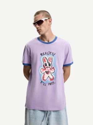 Bershka Koszulka Z Krótkim Rękawem I Kontrastowym Nadrukiem Mężczyzna Fioletowy