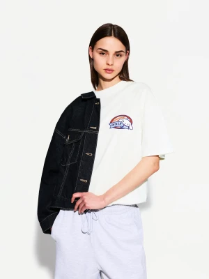 Bershka Koszulka Z Krótkim Rękawem I Nadrukiem Cinnamoroll Kobieta Biały
