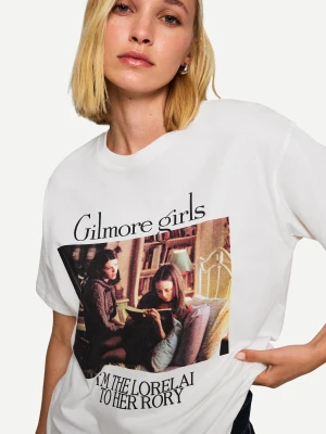 Bershka Koszulka Z Krótkim Rękawem I Nadrukiem Gilmore Girls Kobieta Biały Złamany