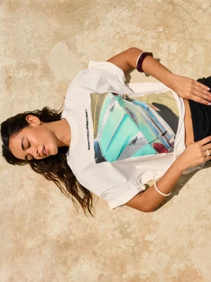Bershka Koszulka Z Krótkim Rękawem I Nadrukiem Kobieta Biały Złamany