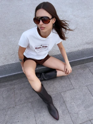 Bershka Koszulka Z Krótkim Rękawem I Nadrukiem Kobieta Biały Złamany