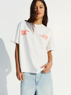 Bershka Koszulka Z Krótkim Rękawem I Nadrukiem Kobieta Biały Złamany