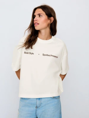 Zdjęcie produktu Bershka Koszulka Z Krótkim Rękawem I Nadrukiem Kobieta Kremowy