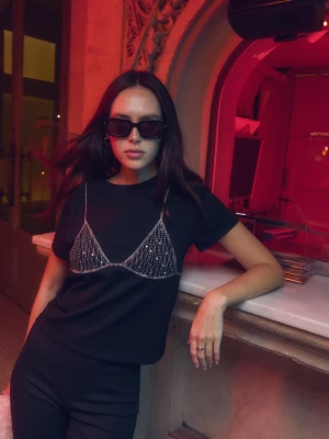 Bershka Koszulka Z Krótkim Rękawem I Nadrukiem Kobieta Szary