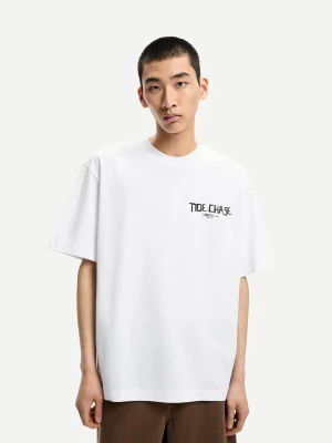 Bershka Koszulka Z Krótkim Rękawem I Nadrukiem Mężczyzna Biały