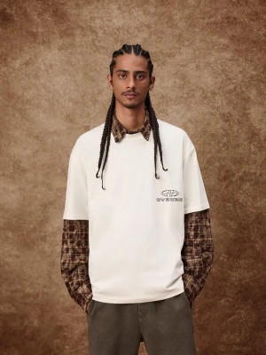 Bershka Koszulka Z Krótkim Rękawem I Nadrukiem Mężczyzna Biały Złamany