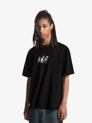 Bershka Koszulka Z Krótkim Rękawem I Nadrukiem Mężczyzna Czarny