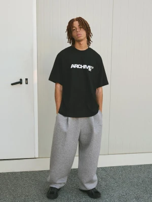 Bershka Koszulka Z Krótkim Rękawem I Nadrukiem Mężczyzna Czarny