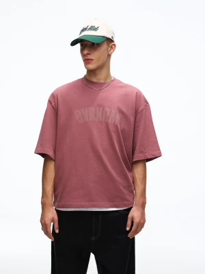 Bershka Koszulka Z Krótkim Rękawem I Nadrukiem Mężczyzna Czerwony