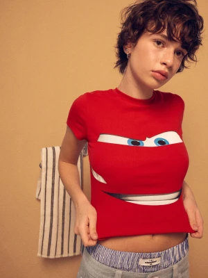 Bershka Koszulka Z Krótkim Rękawem I Nadrukiem Z Filmu \"Auta\" Kobieta Czerwony