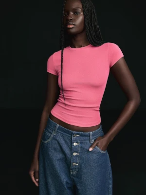Bershka Koszulka Z Krótkim Rękawem I Okrągłym Dekoltem Kobieta Różowy