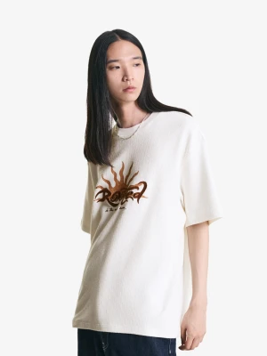 Bershka Koszulka Z Krótkim Rękawem Z Fakturą I Haftem Mężczyzna Biały Złamany