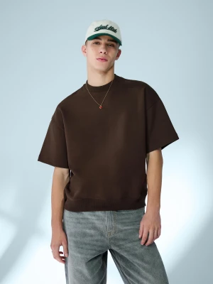 Zdjęcie produktu Bershka Koszulka Z Krótkim Rękawem Z Frotte Z Wykończeniem Rib Mężczyzna Brązowy