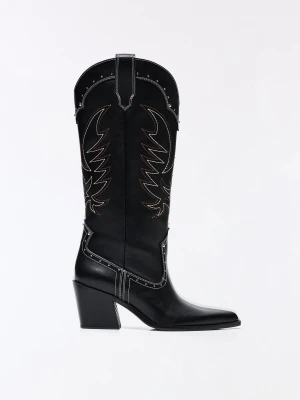 Bershka Kowbojki Z Ćwiekami Kobieta Czarny