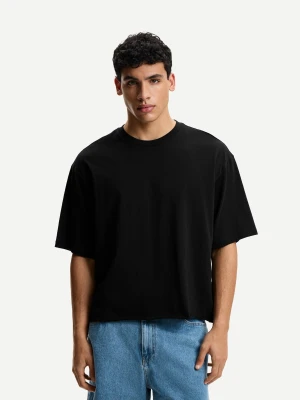 Bershka Krótka Koszulka Z Krótkim Rękawem Mężczyzna Czarny