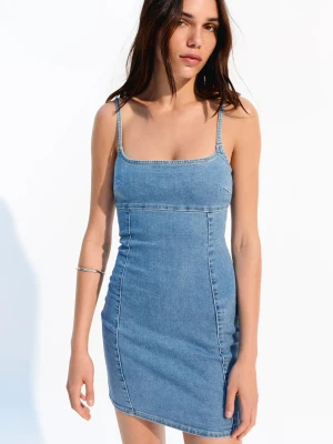 Bershka Krótka Sukienka Jeansowa Kobieta Wyblakły Niebieski