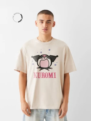 Bershka Kuromi – Koszulka O Kwadratowym Kroju Z Krótkim Rękawem Mężczyzna Wielbłądzi