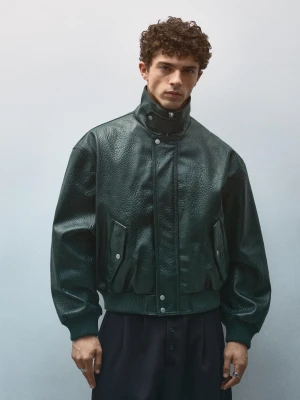 Bershka Kurtka Bomber – Efekt: Sztuczna Skóra Mężczyzna Zielony